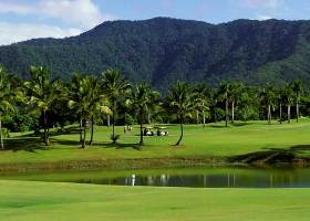 Great Golfing Facilities Only A few Minutes Drive From Bohemia Resort Cairns